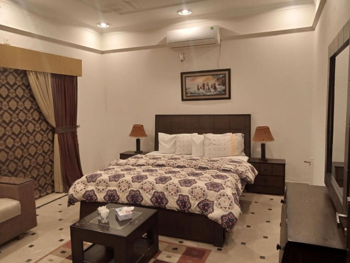 Mulberry Residence Luxury Rooms Ісламабад Екстер'єр фото