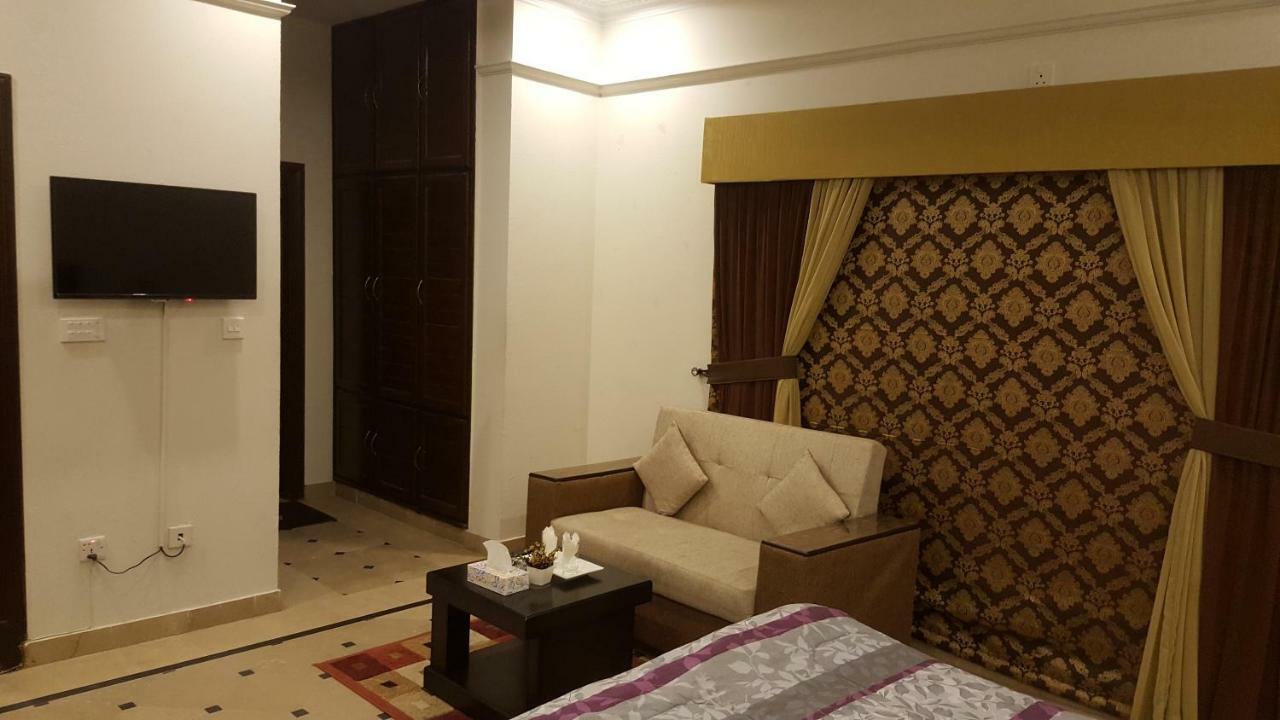 Mulberry Residence Luxury Rooms Ісламабад Екстер'єр фото