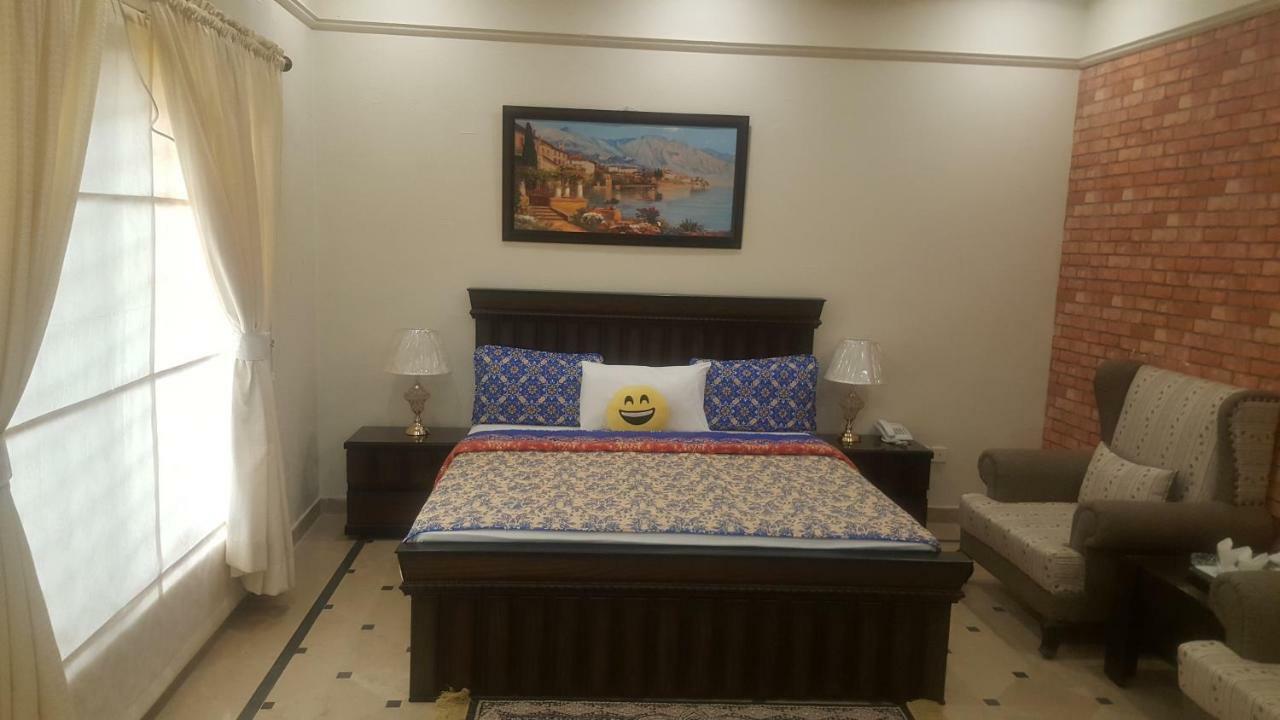 Mulberry Residence Luxury Rooms Ісламабад Екстер'єр фото