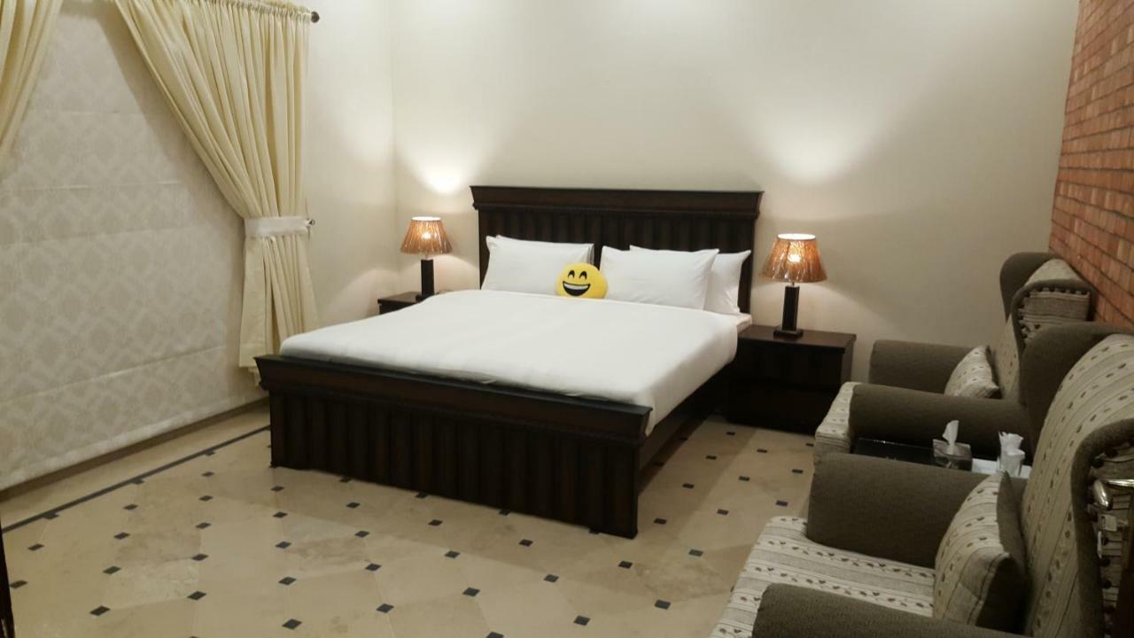 Mulberry Residence Luxury Rooms Ісламабад Екстер'єр фото