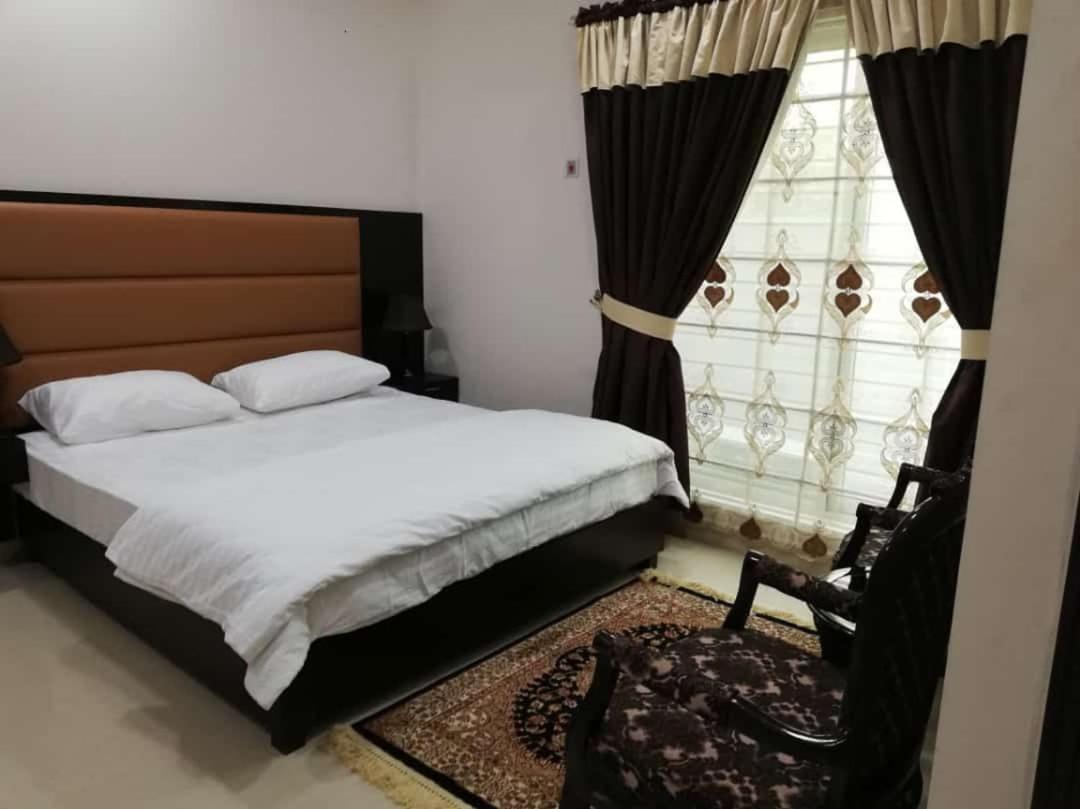 Mulberry Residence Luxury Rooms Ісламабад Екстер'єр фото